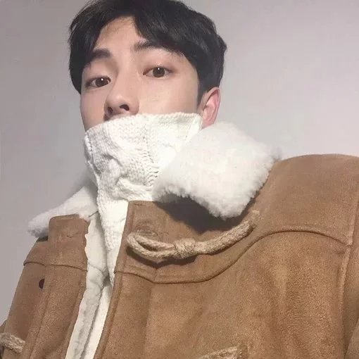 冯亨菁群