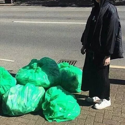 吉雯茗月