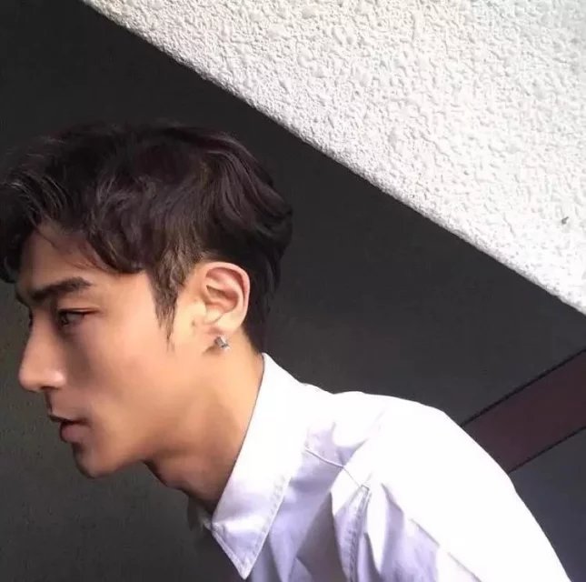 蓝静绿珊